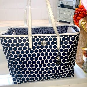 Michael Kors Tote